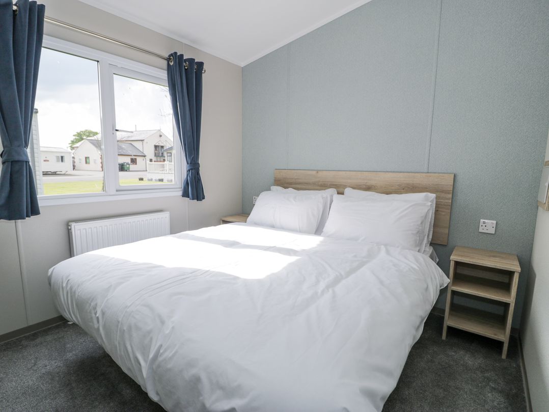 Manor House Gold 2 Bedroom (05F)