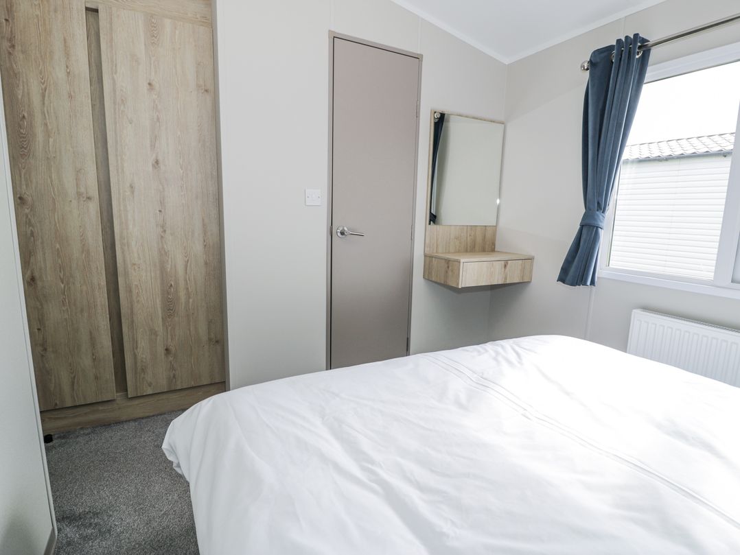 Manor House Gold 2 Bedroom (05F)
