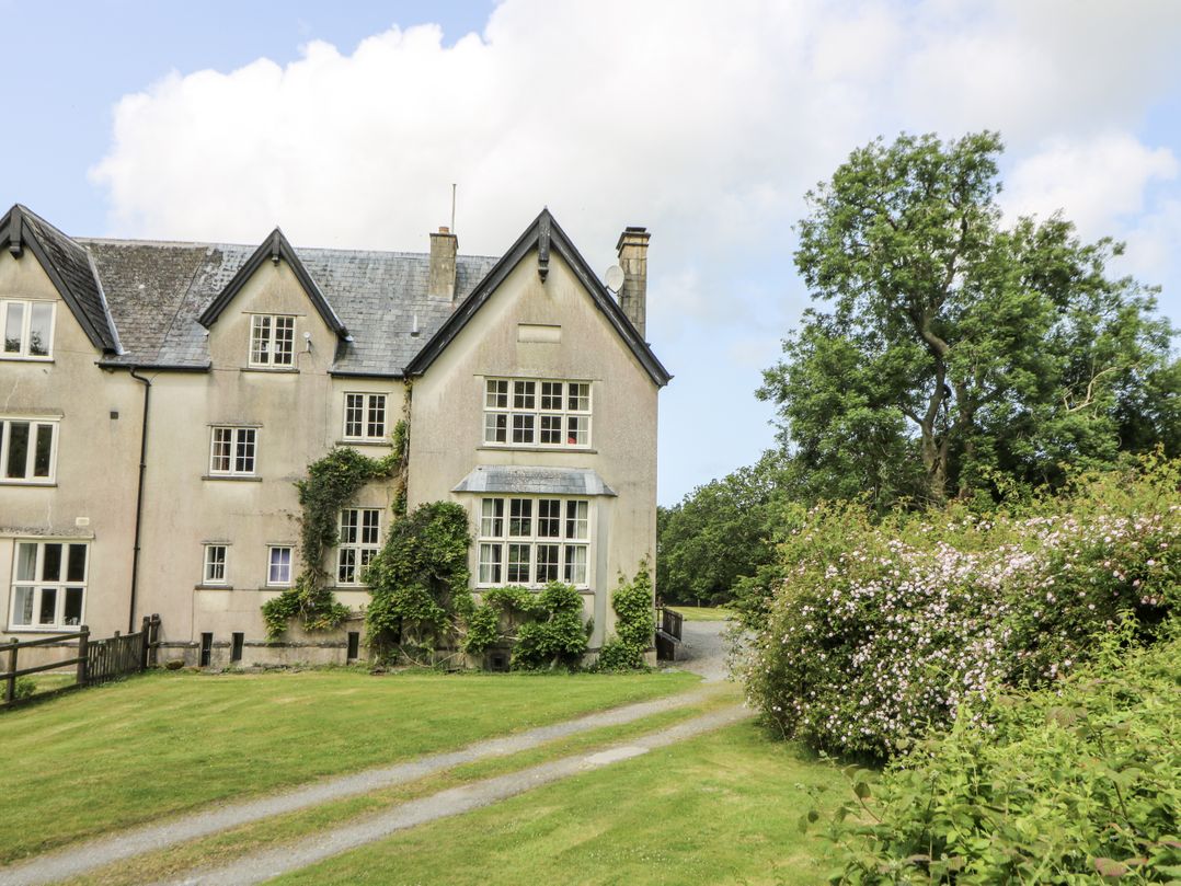 Plas Pontfaen