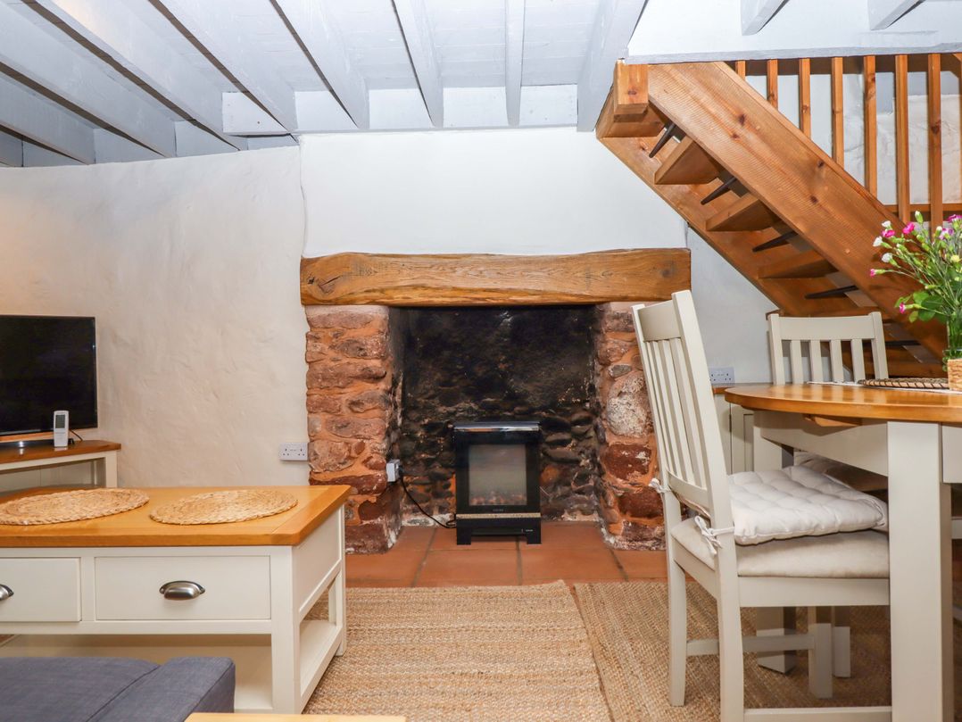 1 Myrtle Cottages