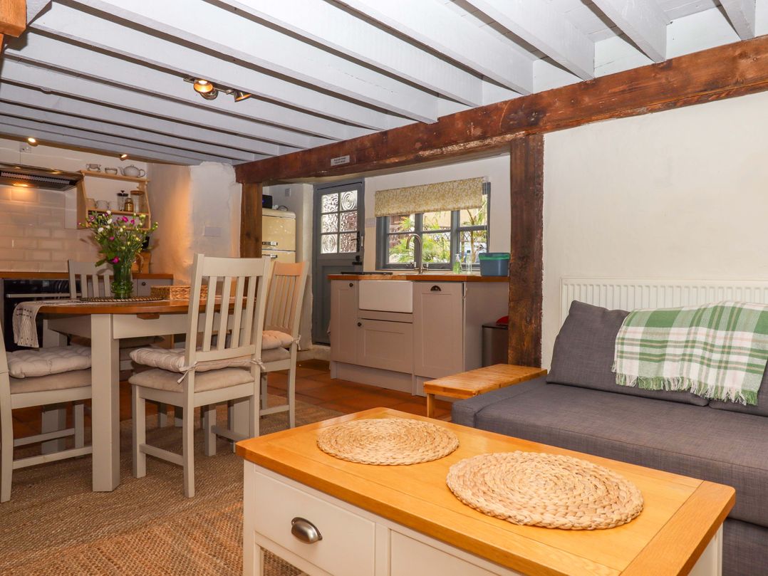 1 Myrtle Cottages