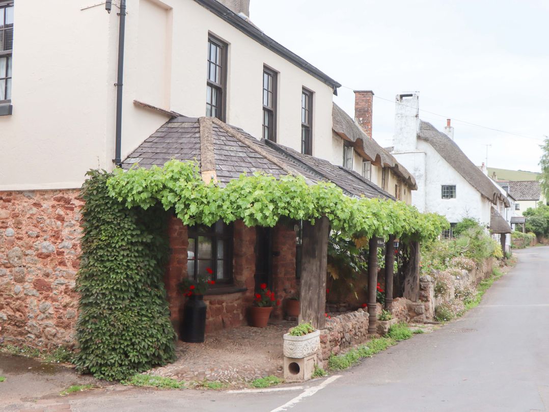 1 Myrtle Cottages