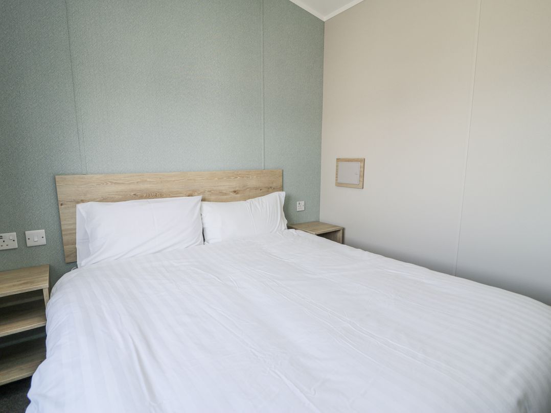 Manor House Gold 2 Bedroom (03F)