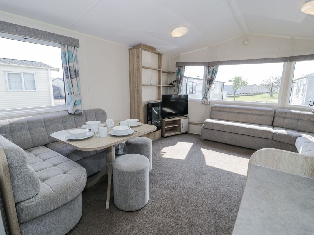 Manor House Gold 2 Bedroom (20C)