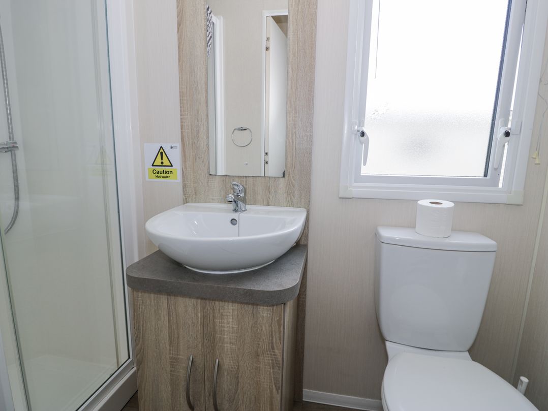 Manor House Gold 2 Bedroom (20C)