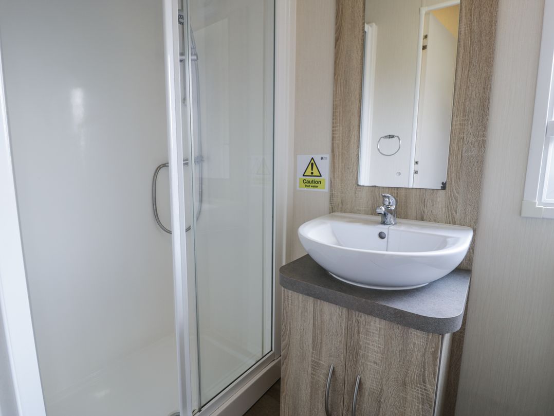 Manor House Gold 2 Bedroom (20C)