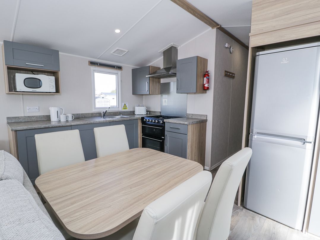 Manor House Platinum 3 Bedroom (16E)