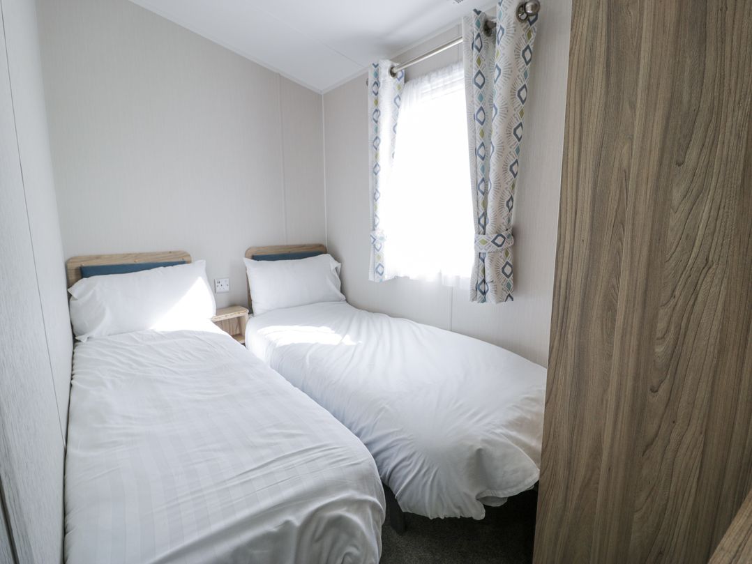 Manor House Platinum 3 Bedroom (16E)