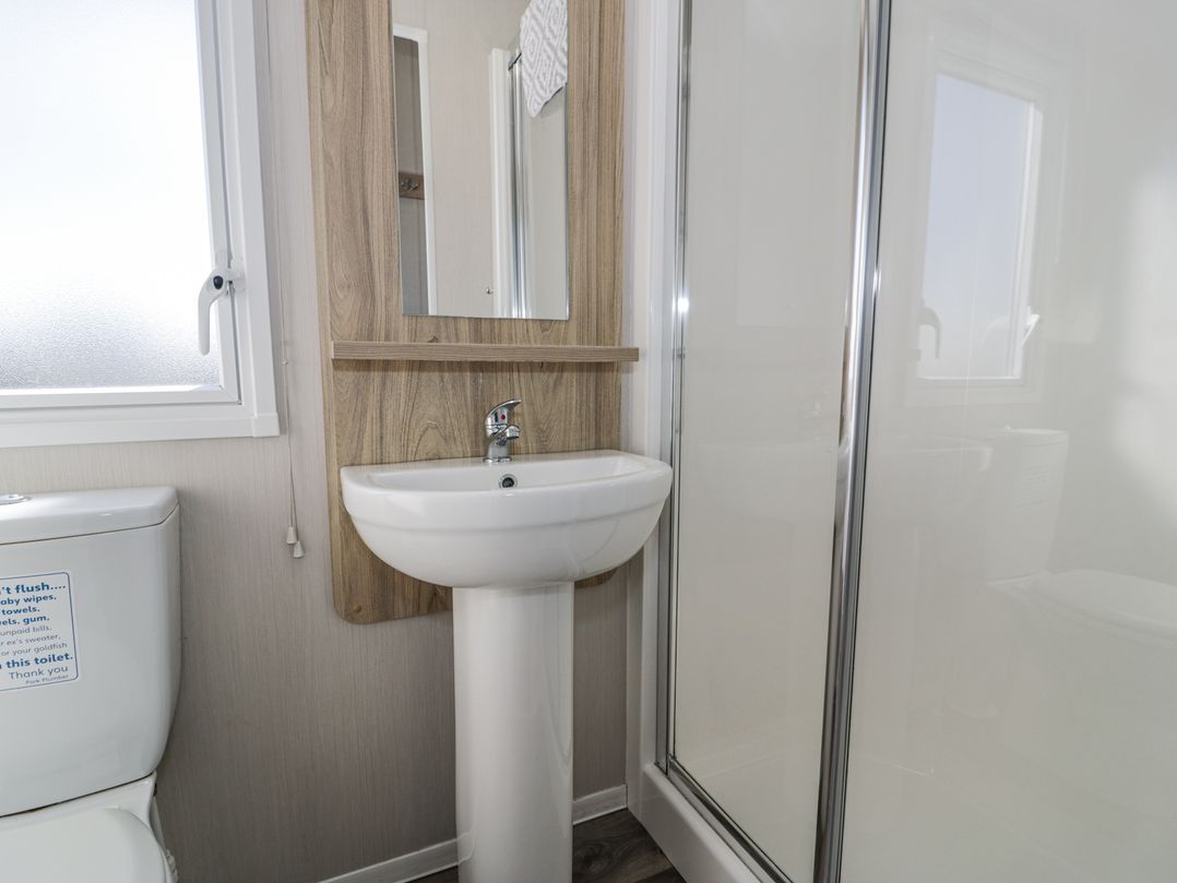 Manor House Platinum 3 Bedroom (16E)