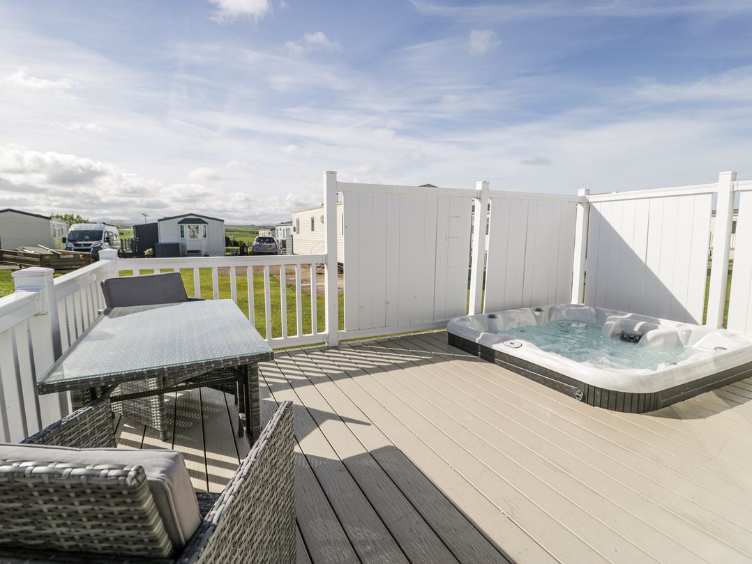 Manor House Platinum 3 Bedroom (16E)