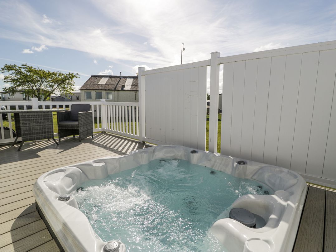 Manor House Platinum 3 Bedroom (16E)