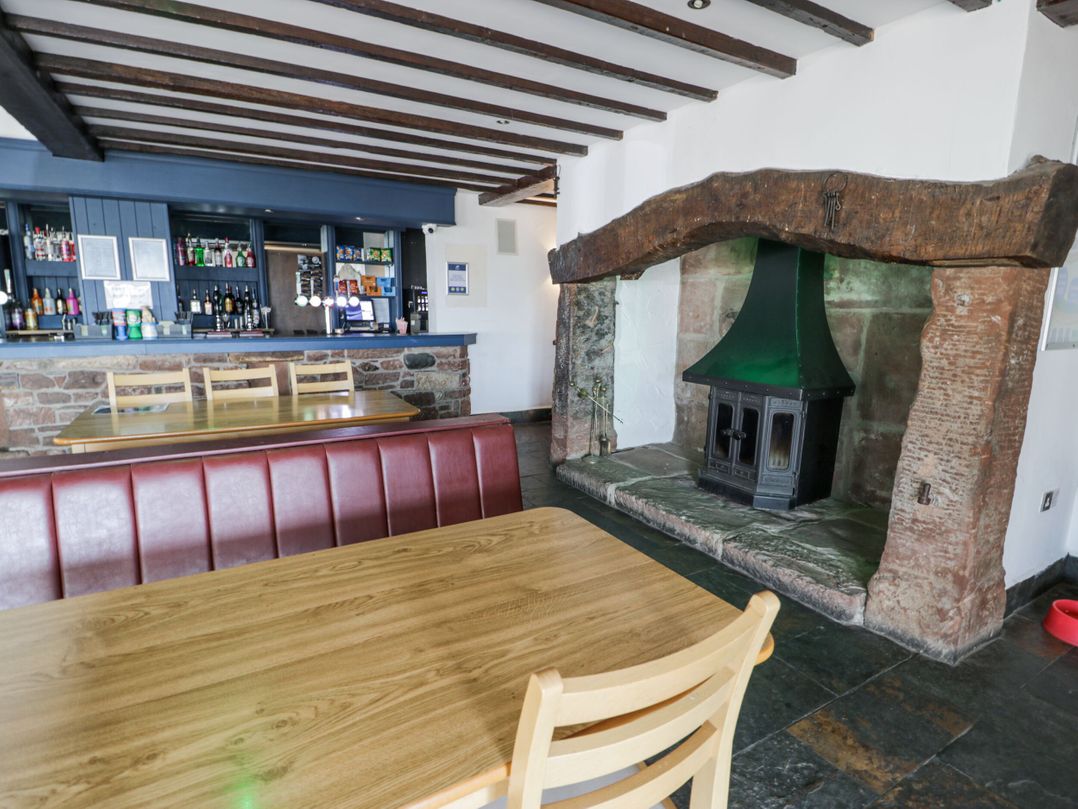 Manor House Platinum 3 Bedroom (16E)