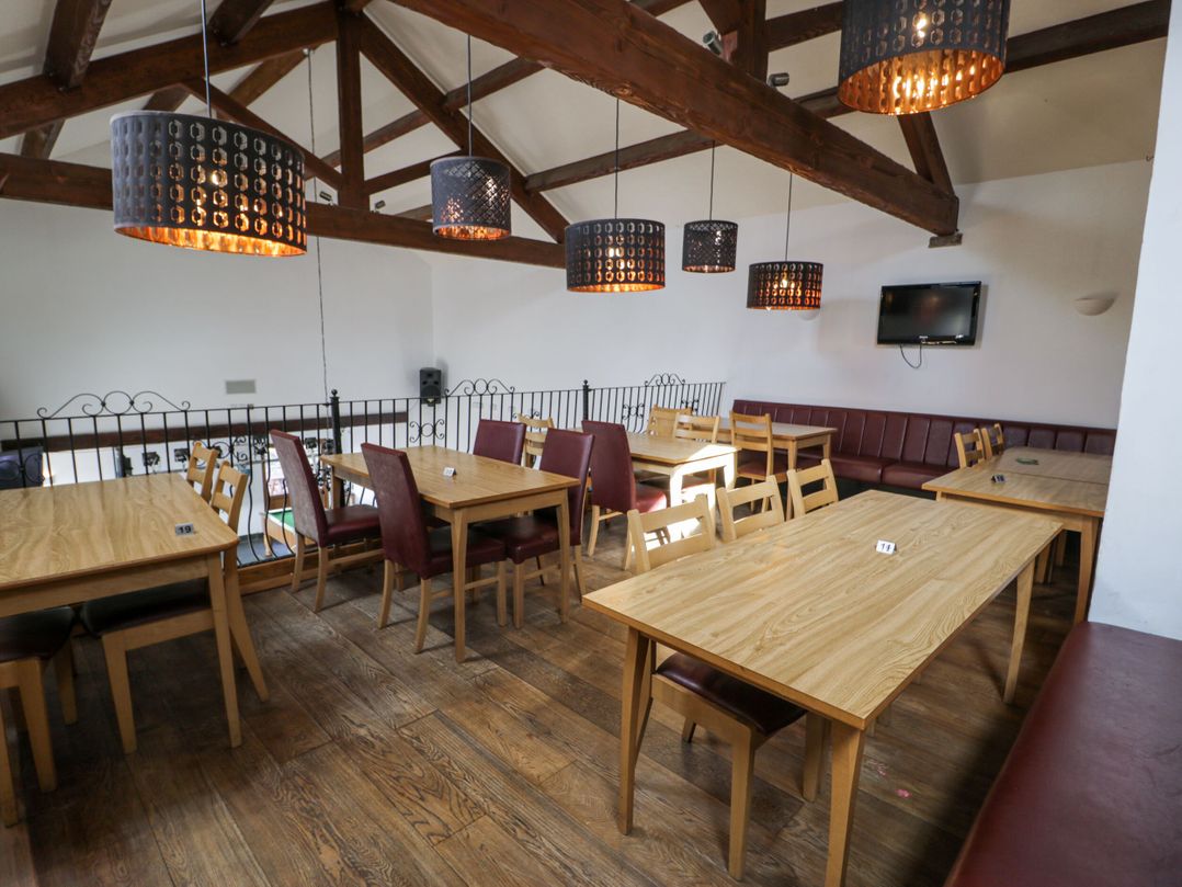 Manor House Platinum 3 Bedroom (16E)