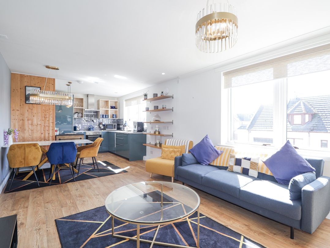 Flat 10