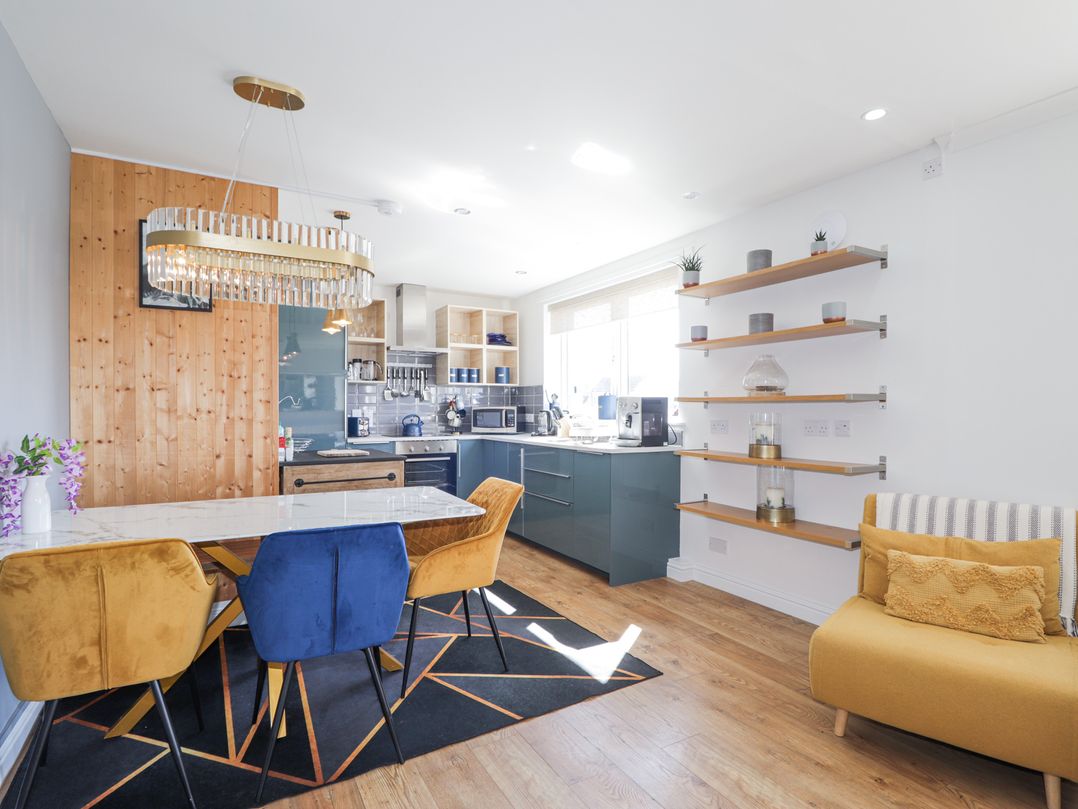 Flat 10