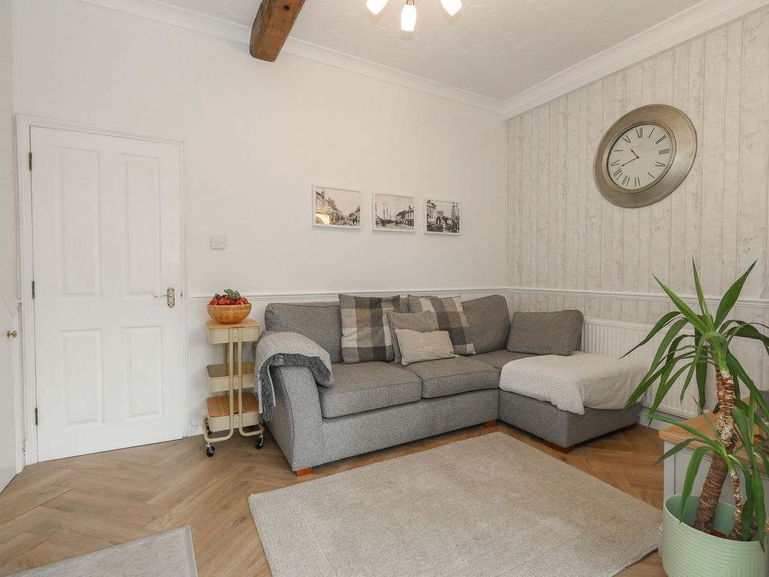 3 West Quay Mews