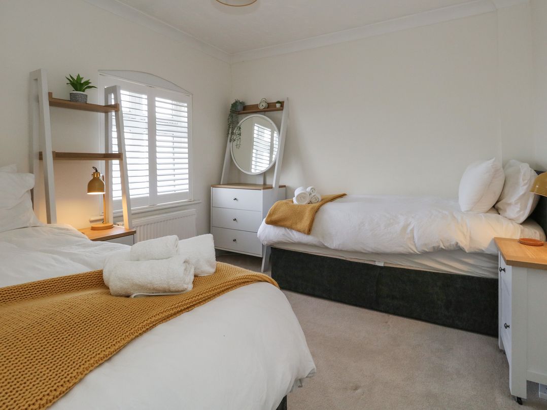 3 West Quay Mews
