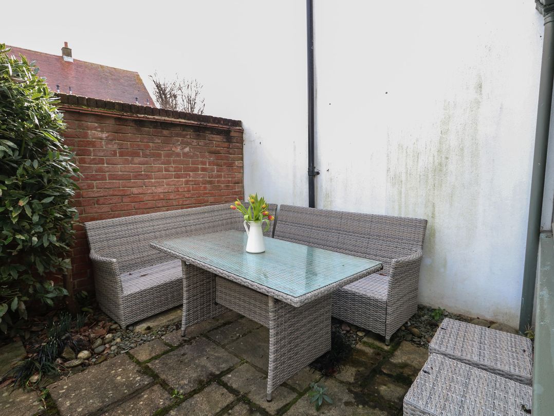3 West Quay Mews