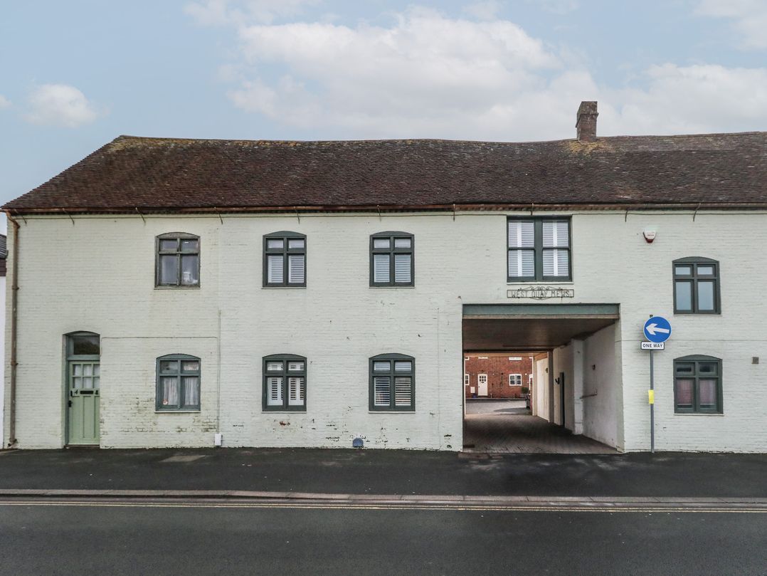 3 West Quay Mews