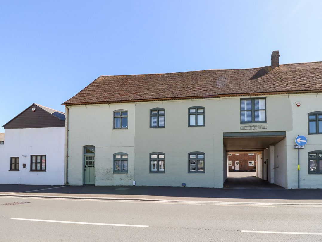 3 West Quay Mews