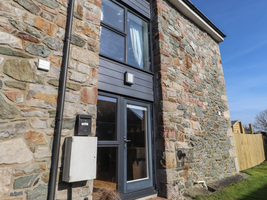 5 Stad Clynnog