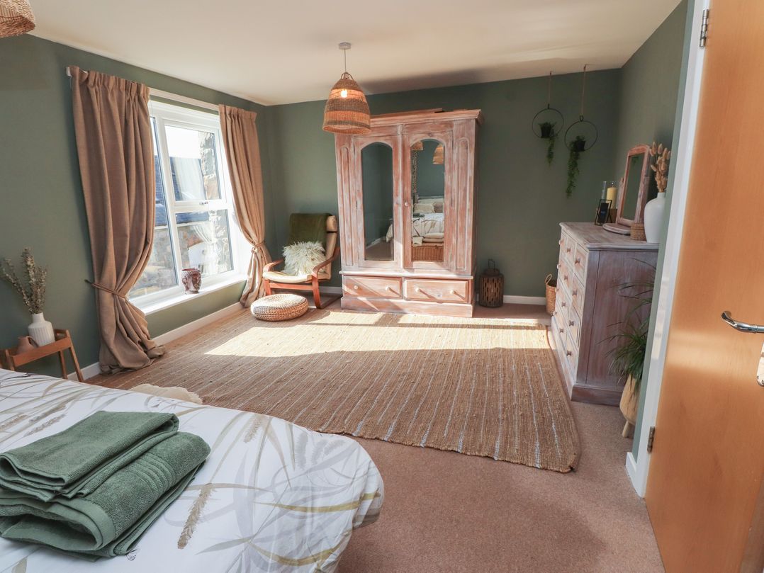 5 Stad Clynnog