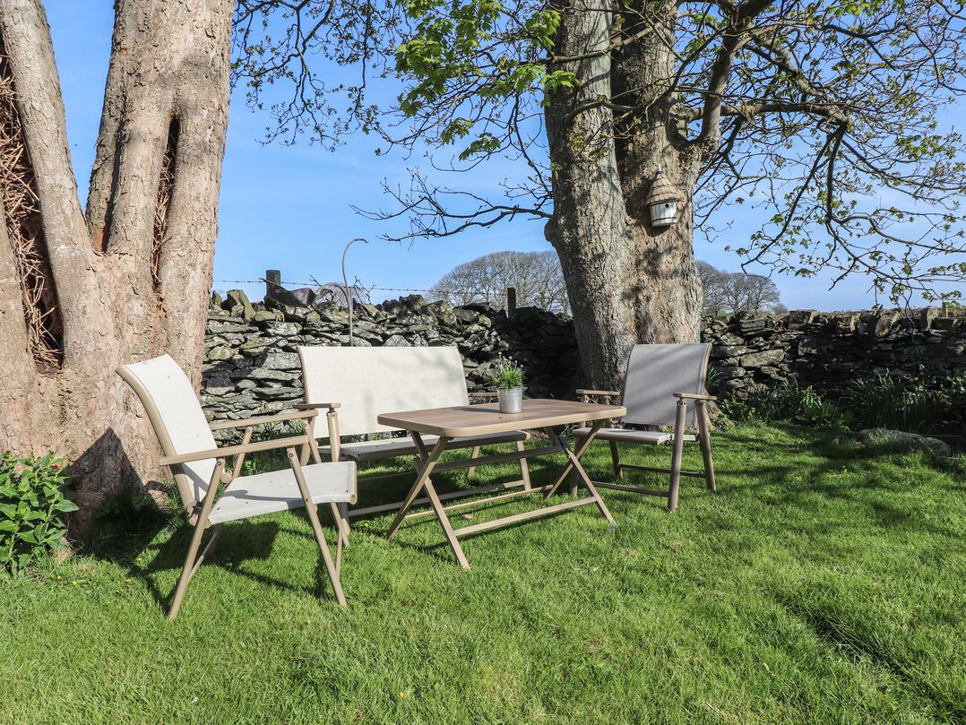 5 Stad Clynnog