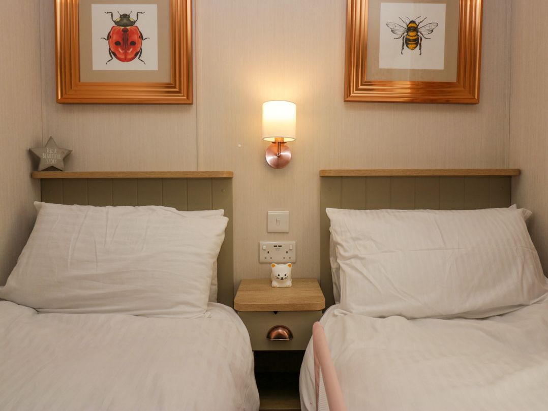 Lily Rose Lodge