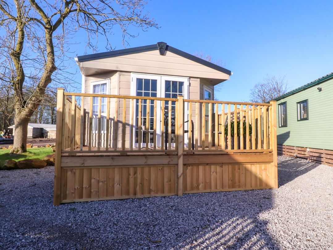 17 Birchwood Close