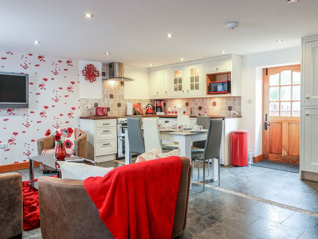 Poppy Cottage