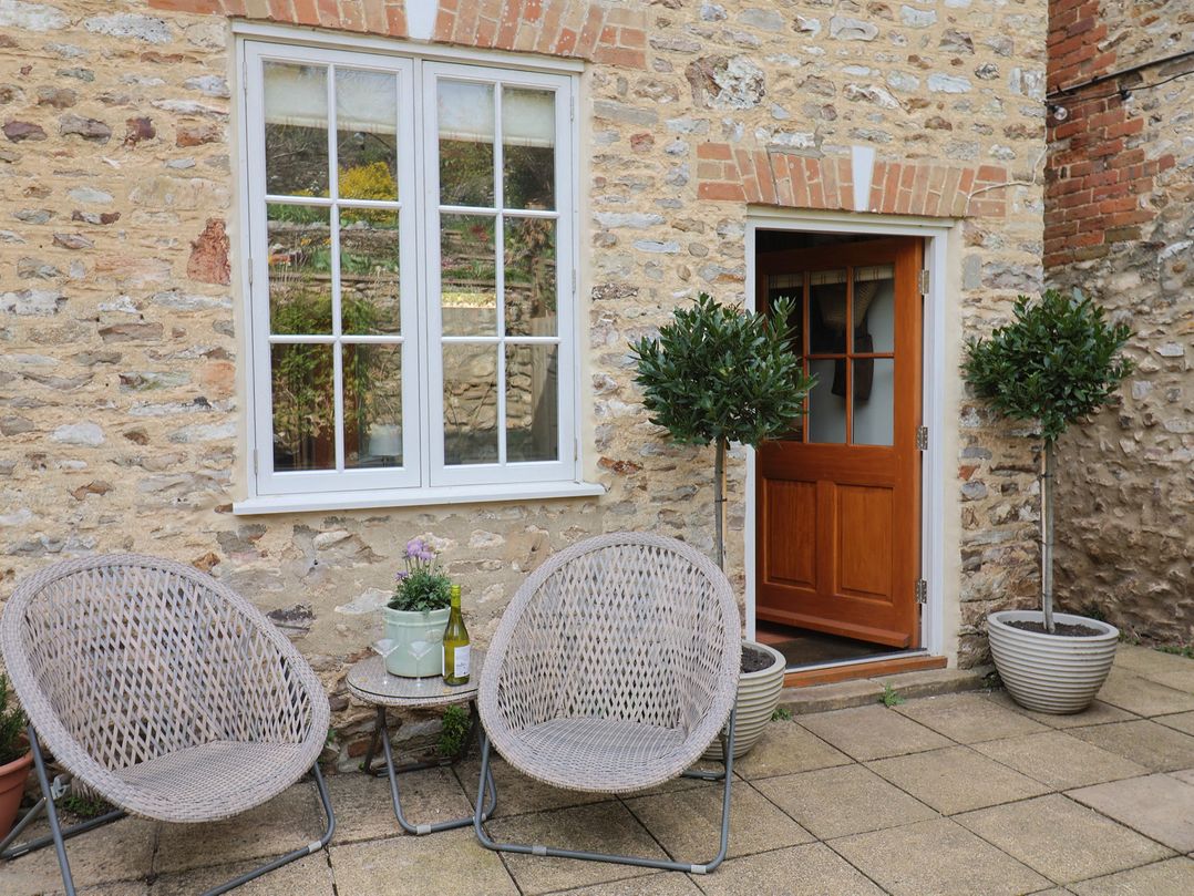 2 Myrtle Cottages