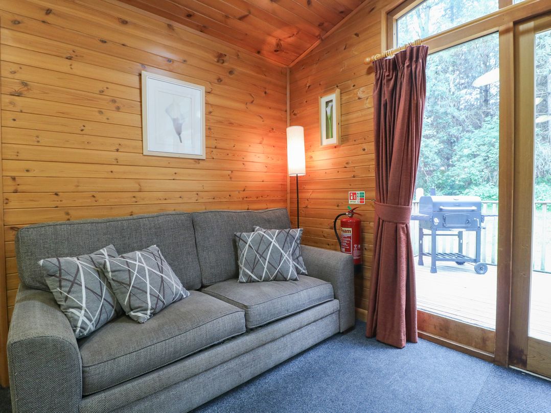 Oak Lodge