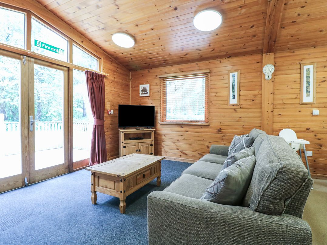 Oak Lodge