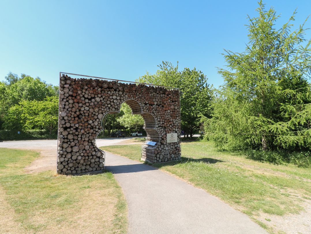 Oak Lodge