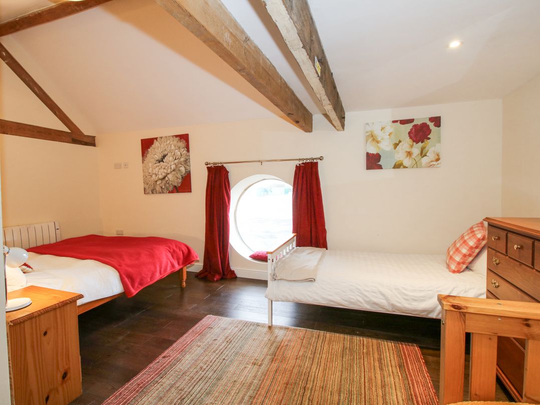 Millstone Cottages - Breidden View