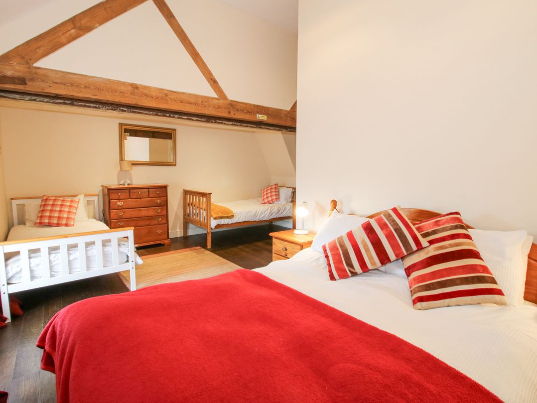 Millstone Cottages - Breidden View