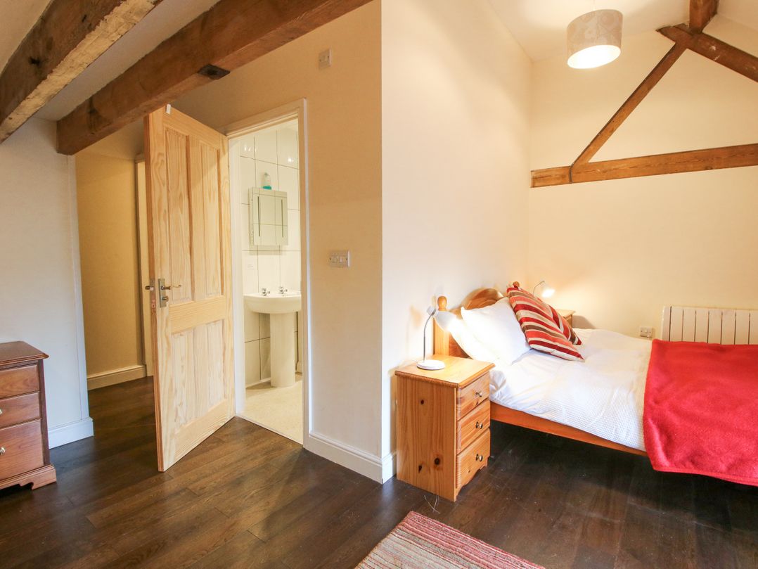 Millstone Cottages - Breidden View