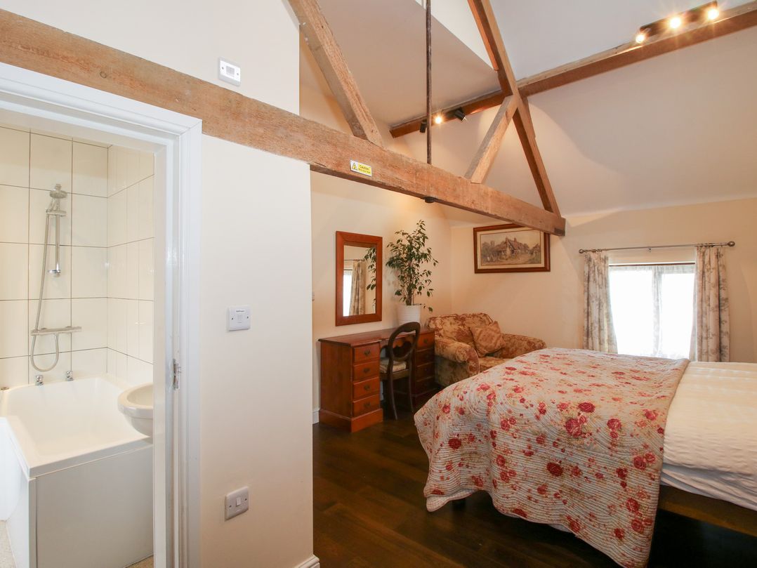 Millstone Cottages - Breidden View
