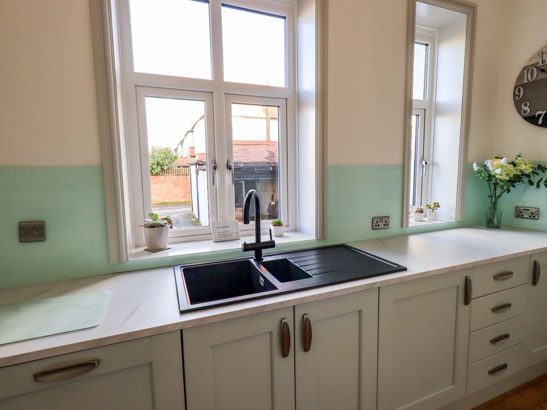 Clifton Drive Apartment