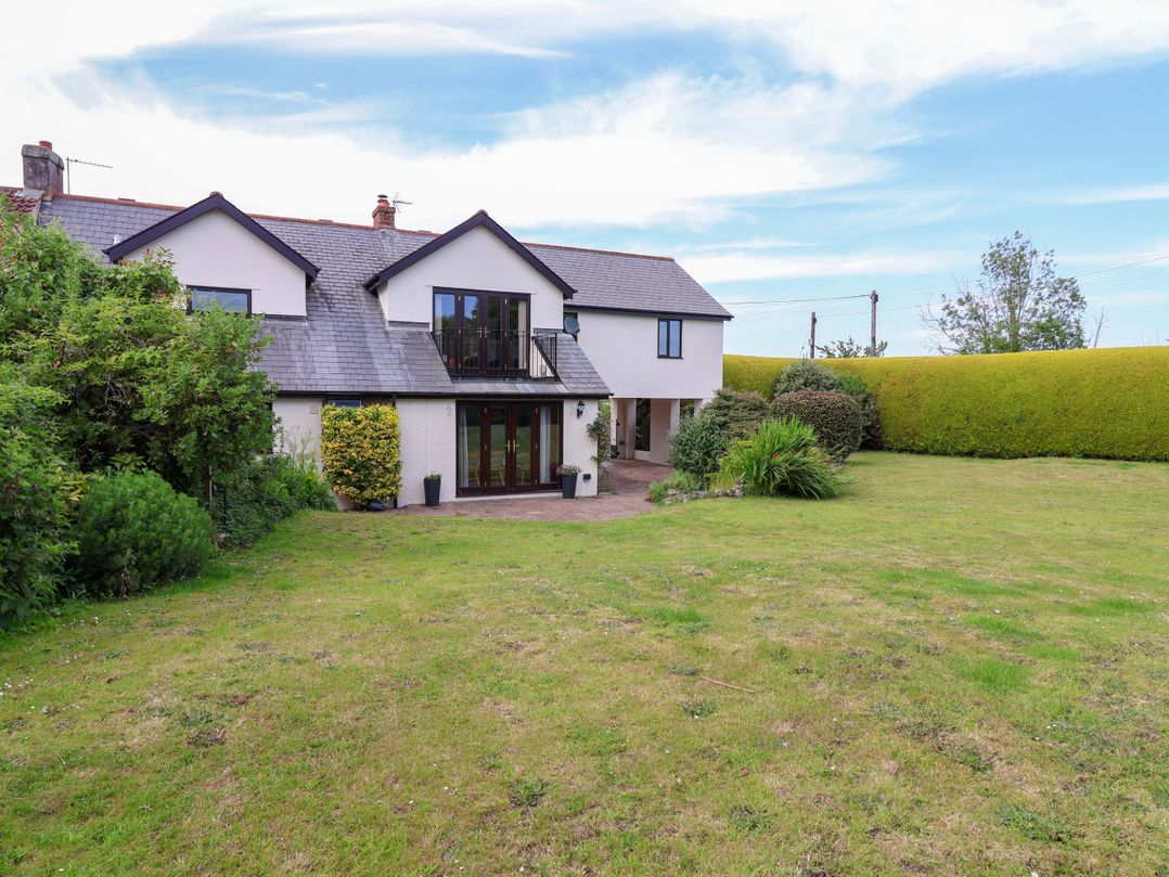 1 Eastdon Cottages