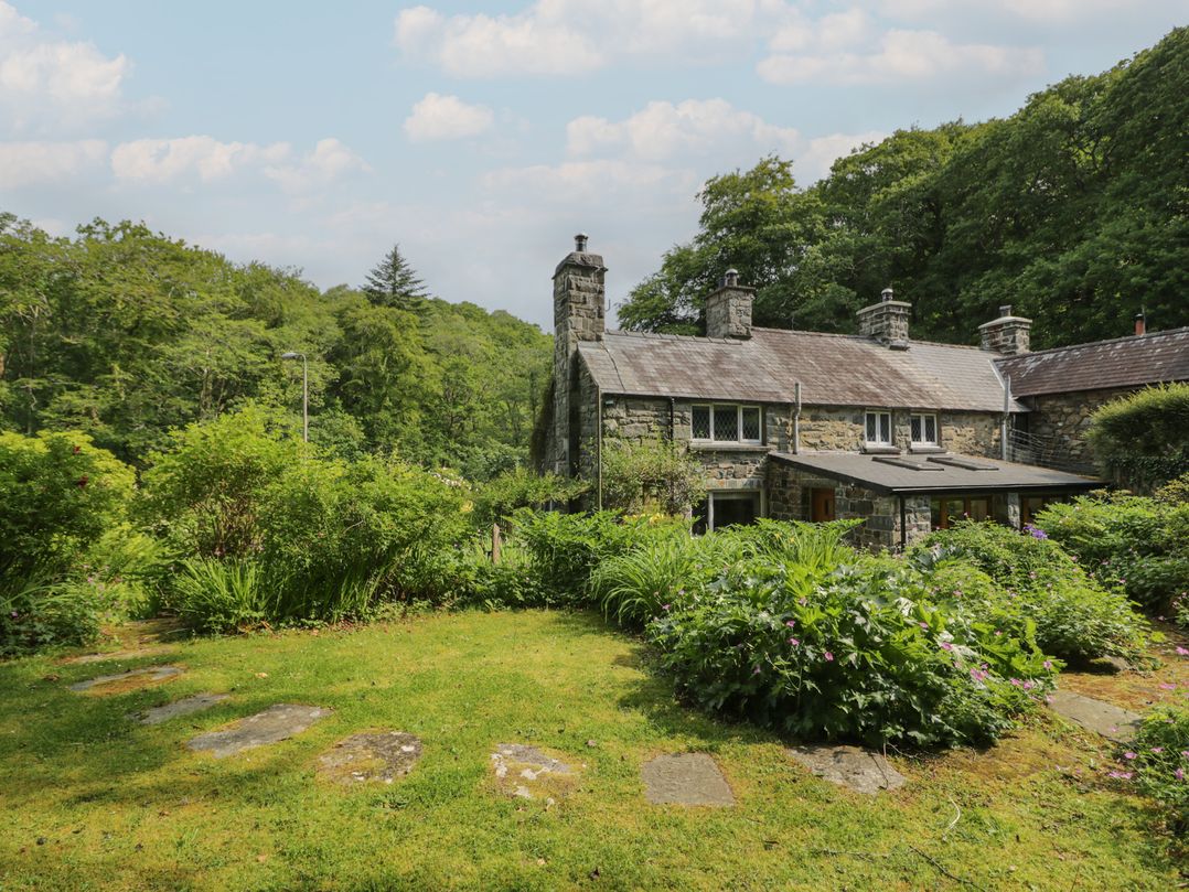 Glandwr Cottage