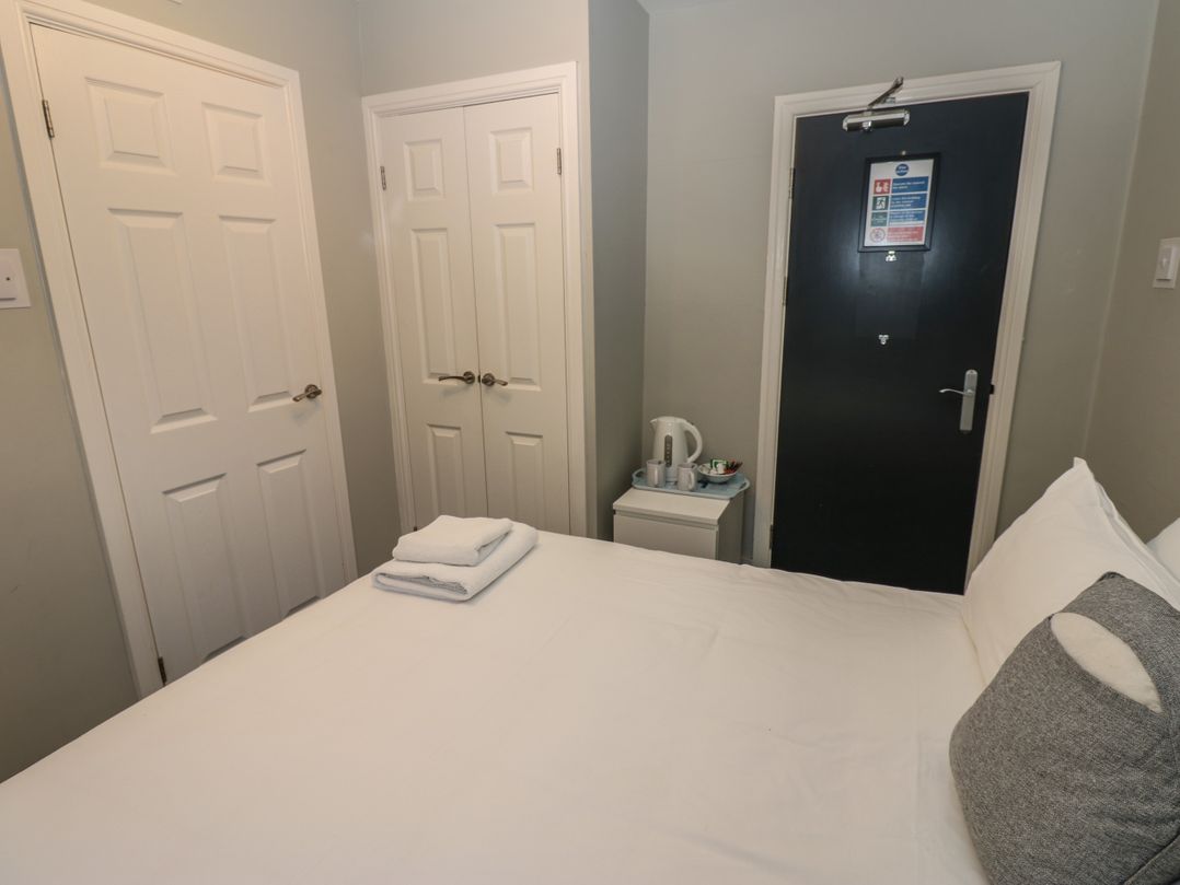 Room 7