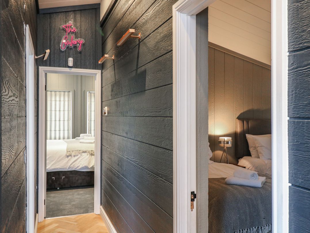 Tranquil Cove Spa Lodge
