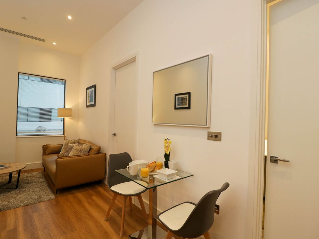 Flat 53
