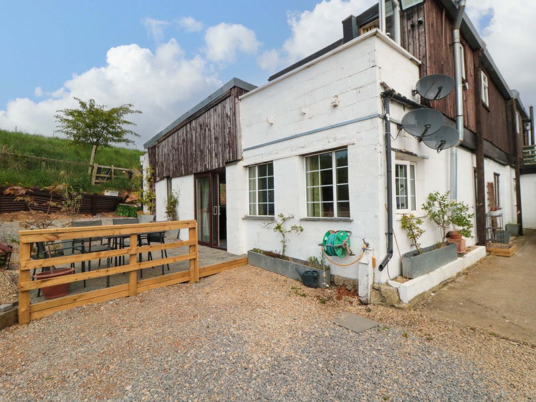 Grove Stables House