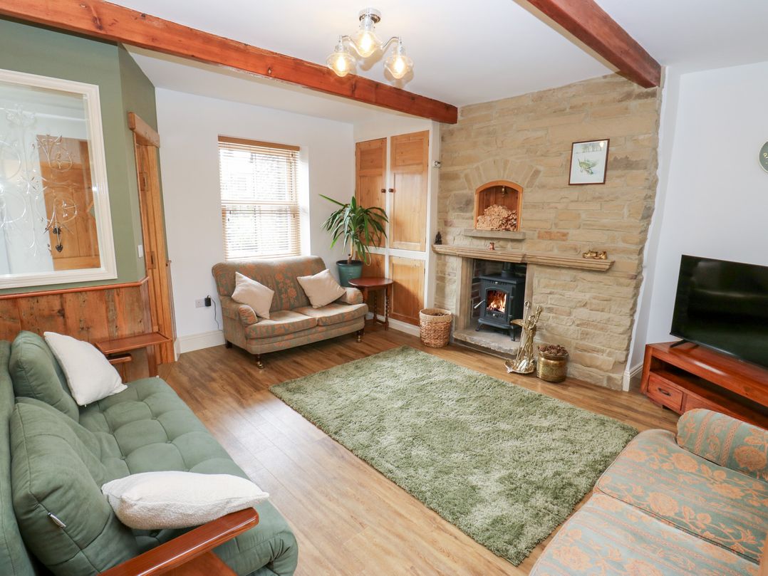 Hivewood Cottage