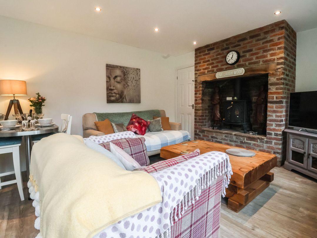 Ellesmere Cottage
