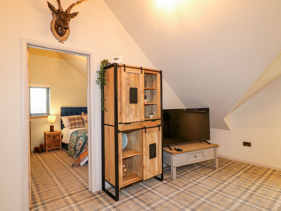 The Oak Room - Windmill Country Retreats