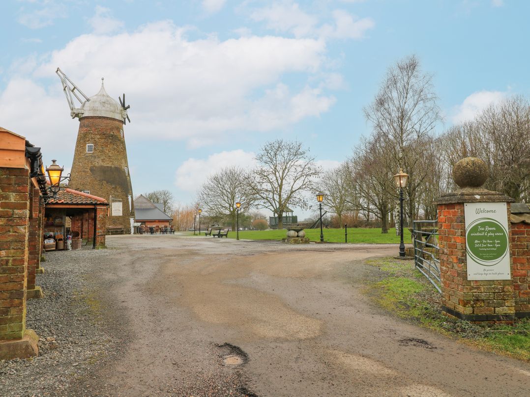 The Oak Room - Windmill Country Retreats