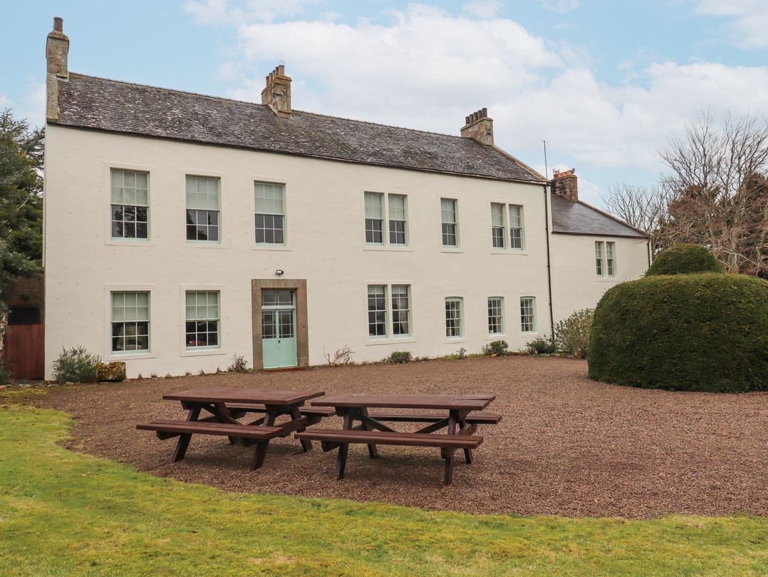Cheviot Manor